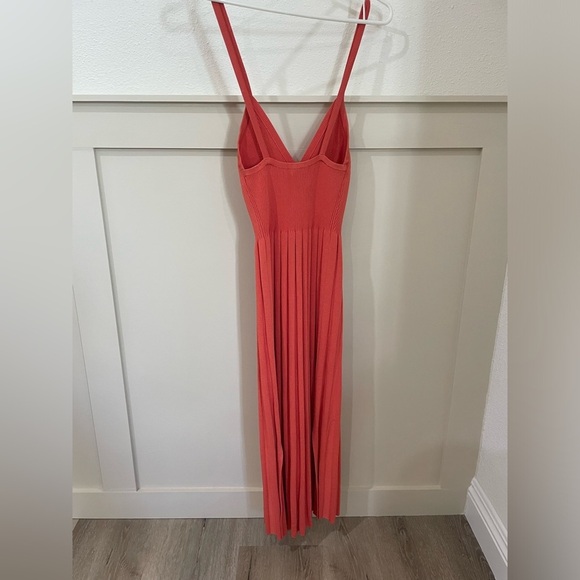 Elizabeth and James Women’s Bonnie Pleated Maxi Dress Salmon/Coral Size XS - Picture 10 of 11